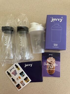 Brand new Javvy Coffee Goodies - Shaker Bottle and To-Go Containers